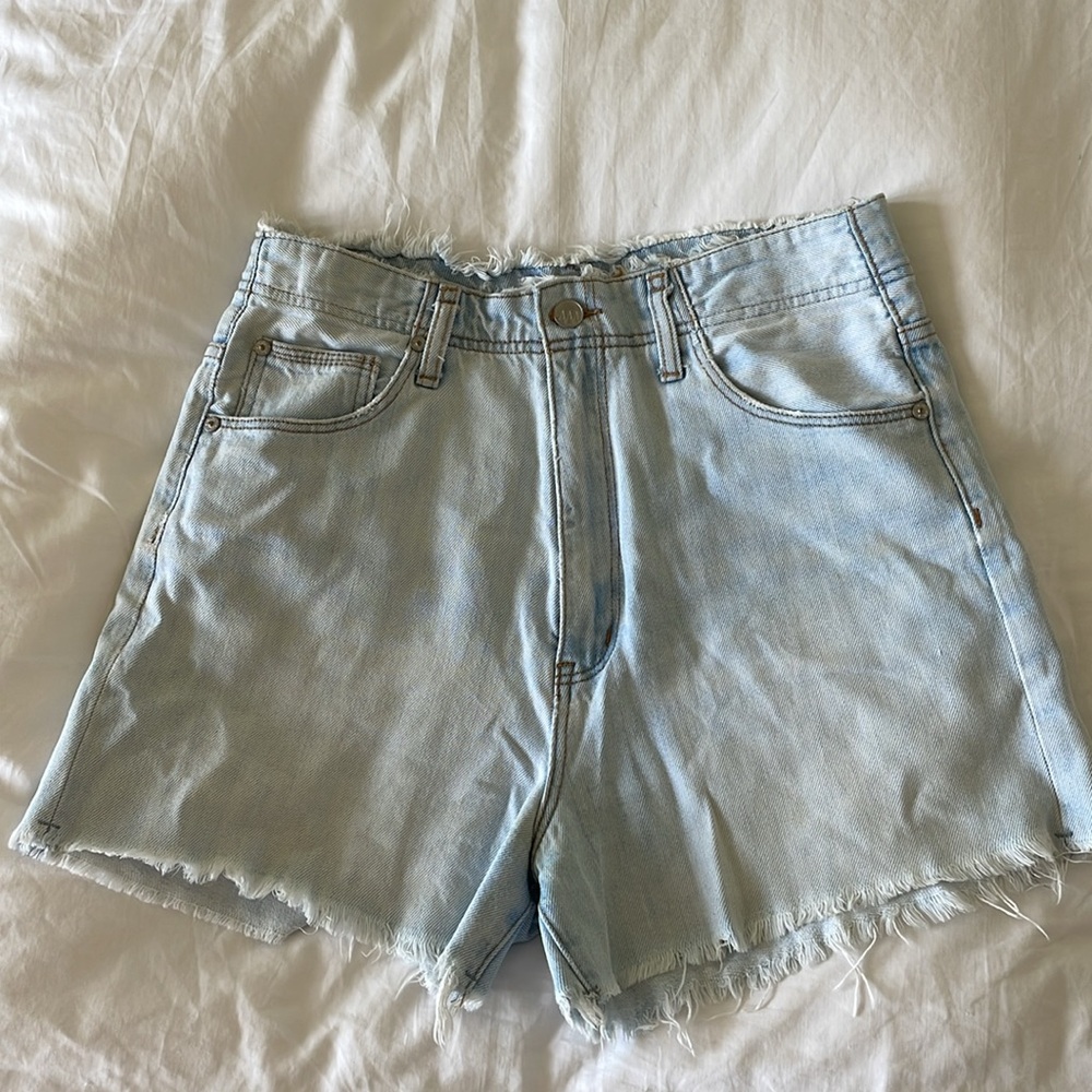 Free People high rise denim shorts - Picture 2 of 4